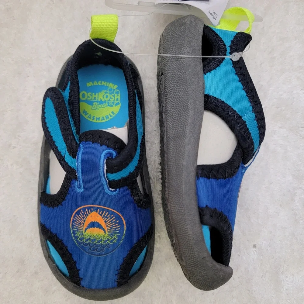 OshKosh Bgosh Toddler Boy's‎ Blue Shark Athletic Water Sandals - Size 4
